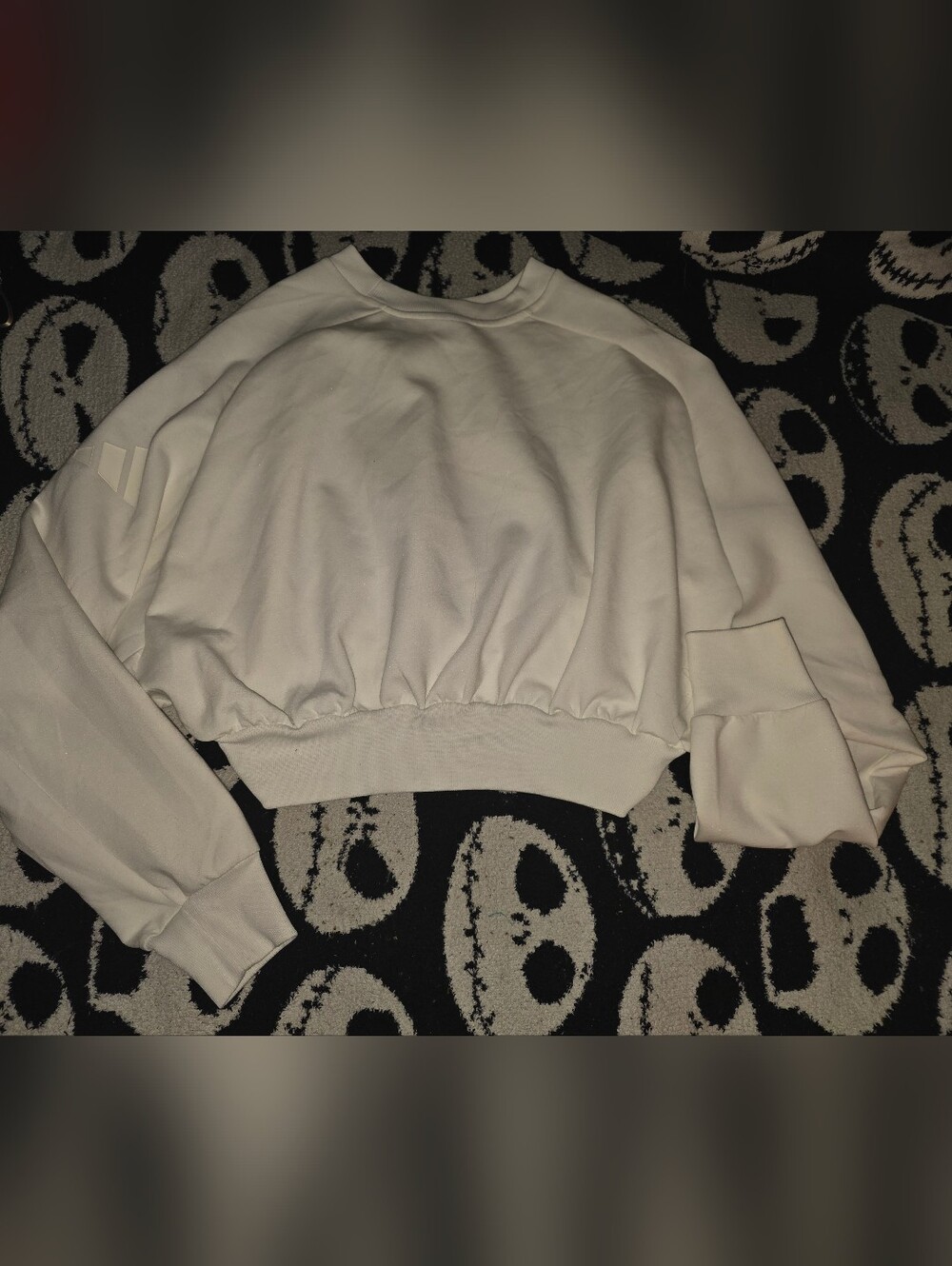 Adidas - Women's Off White Cropped Crewneck Sweatshirt (L)